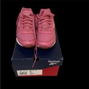 Size 1 like new pink reeboks